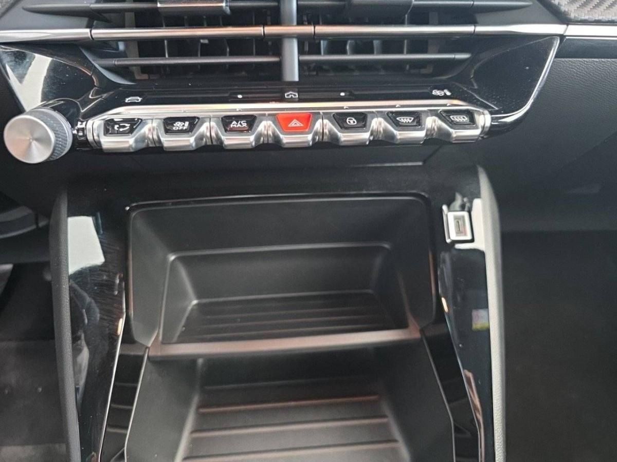 peugeot-2008-2025-gasolina-1199cc