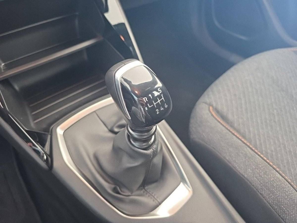peugeot-2008-2025-gasolina-1199cc