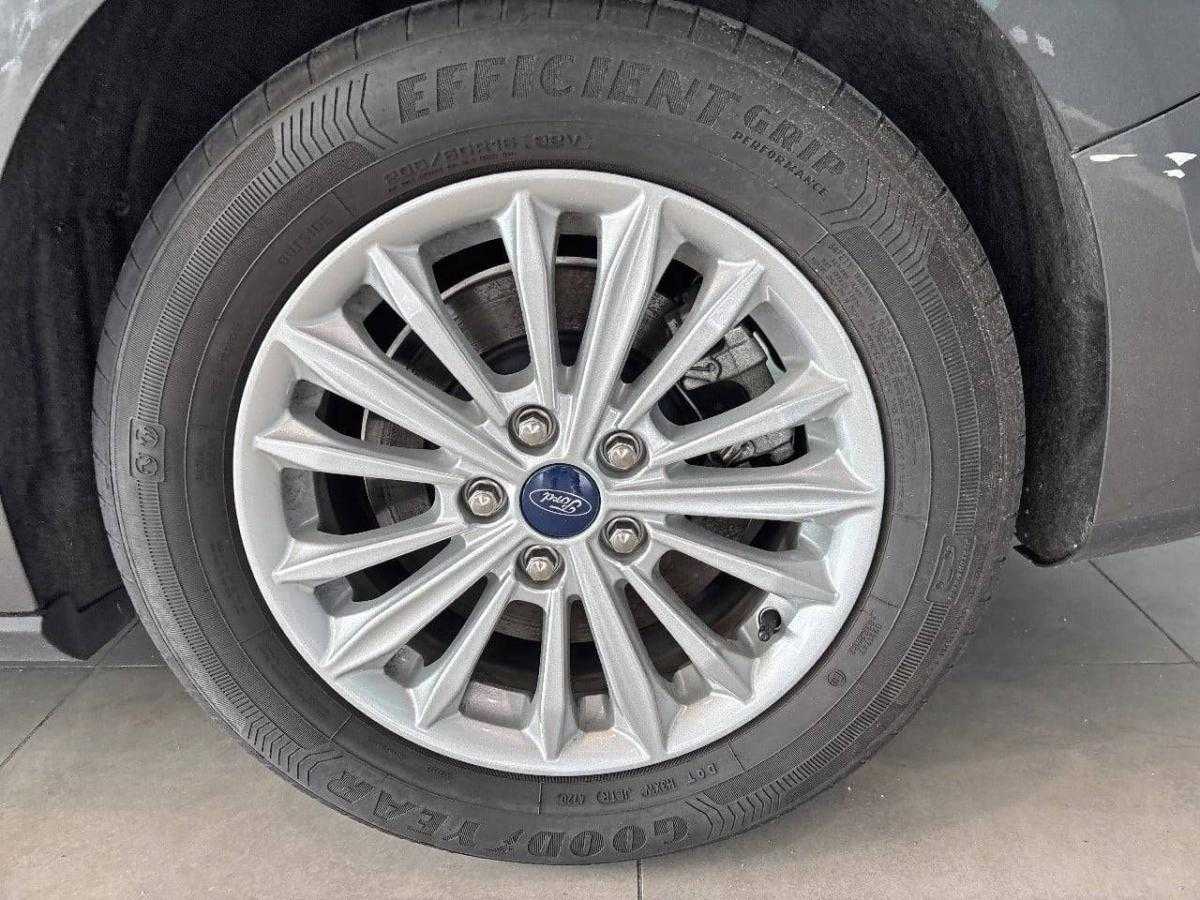 ford-focus-2021-diesel-1499cc