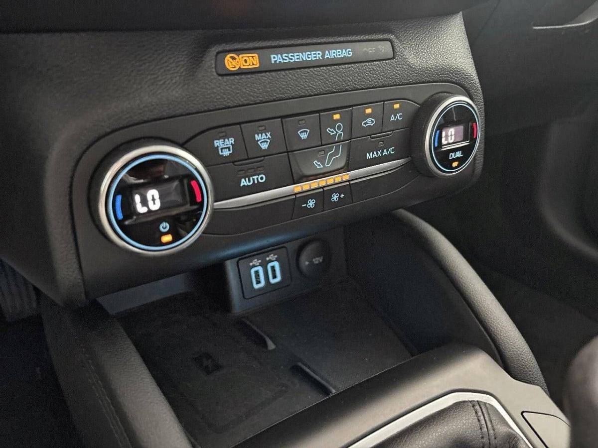 ford-focus-2021-diesel-1499cc