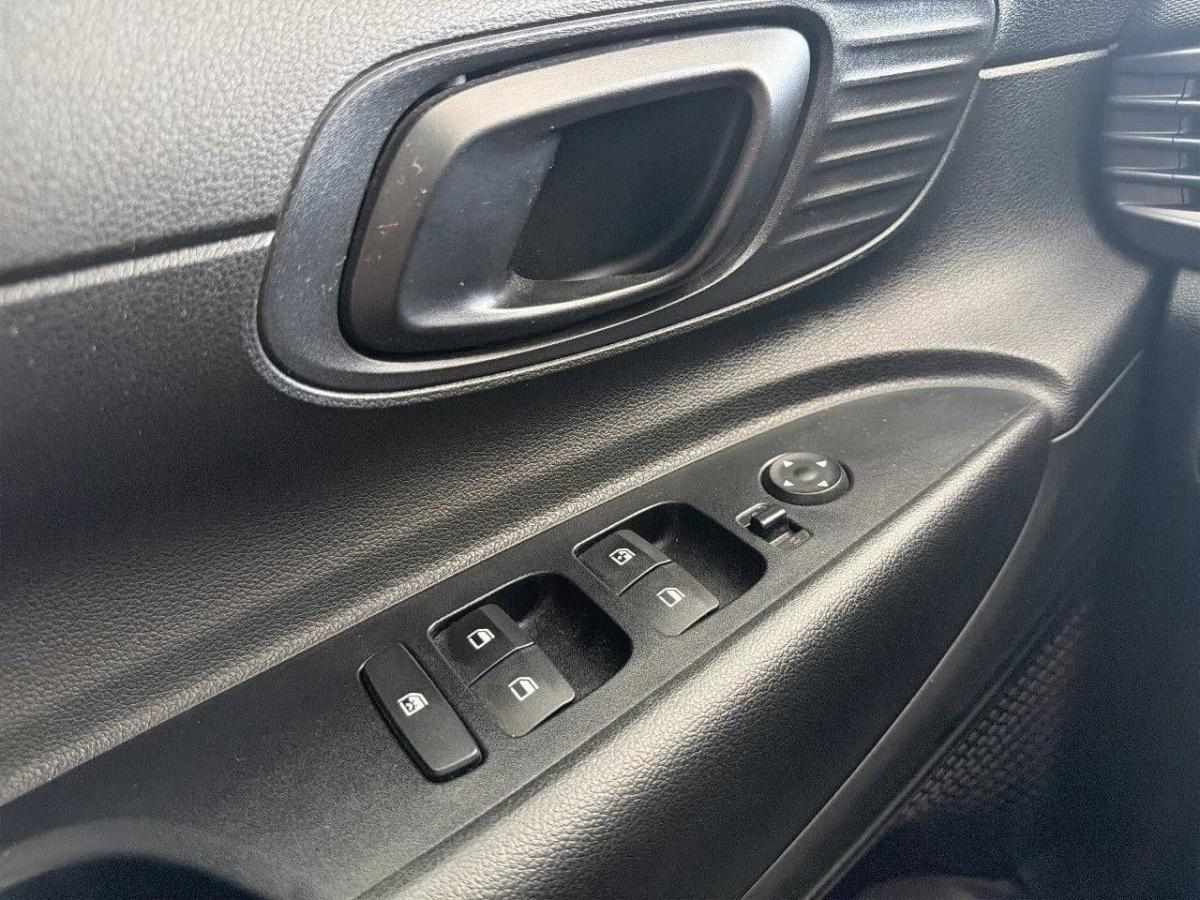 hyundai-i20-2023-gasolina-998cc