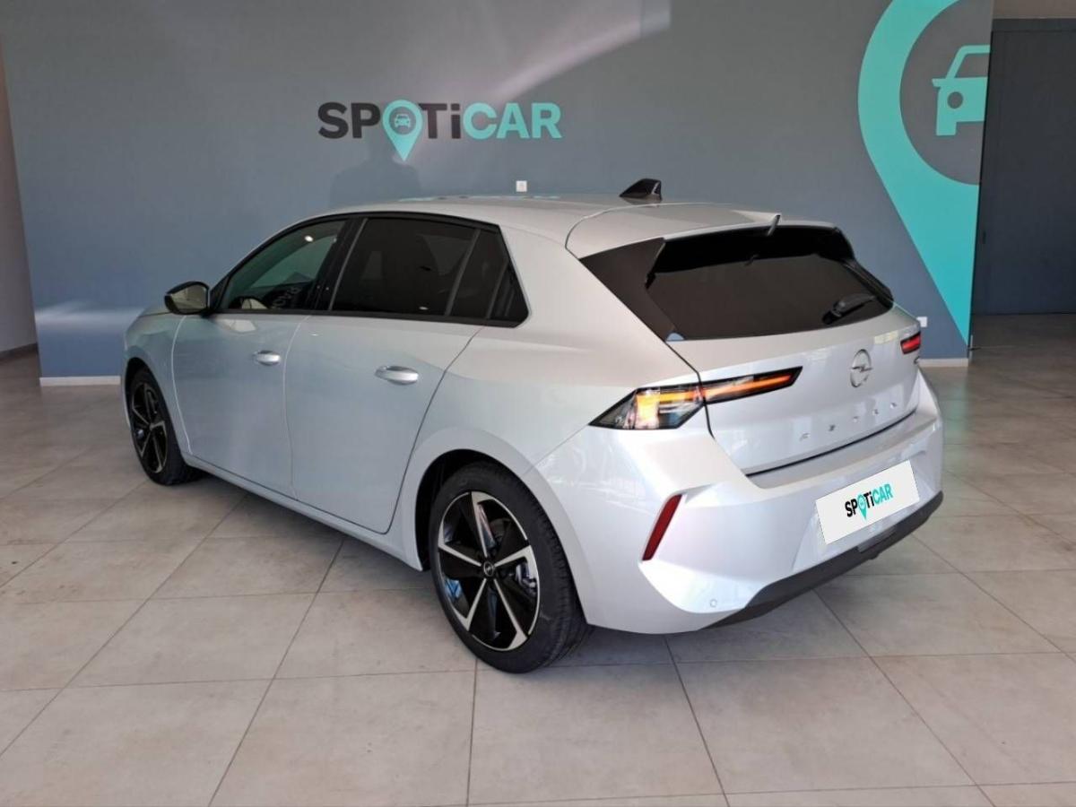 opel-astra-2025-gasolina-1199cc