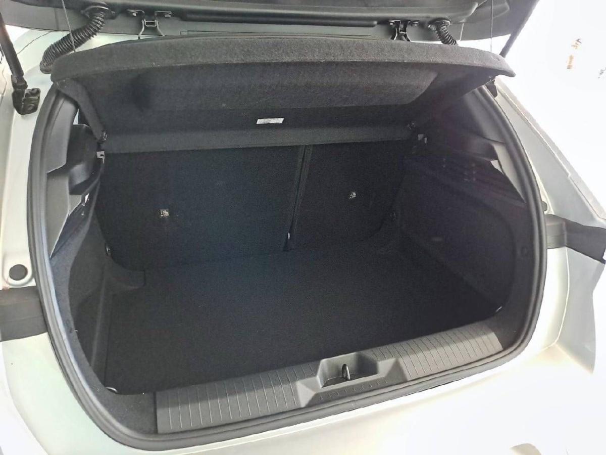 opel-astra-2025-gasolina-1199cc