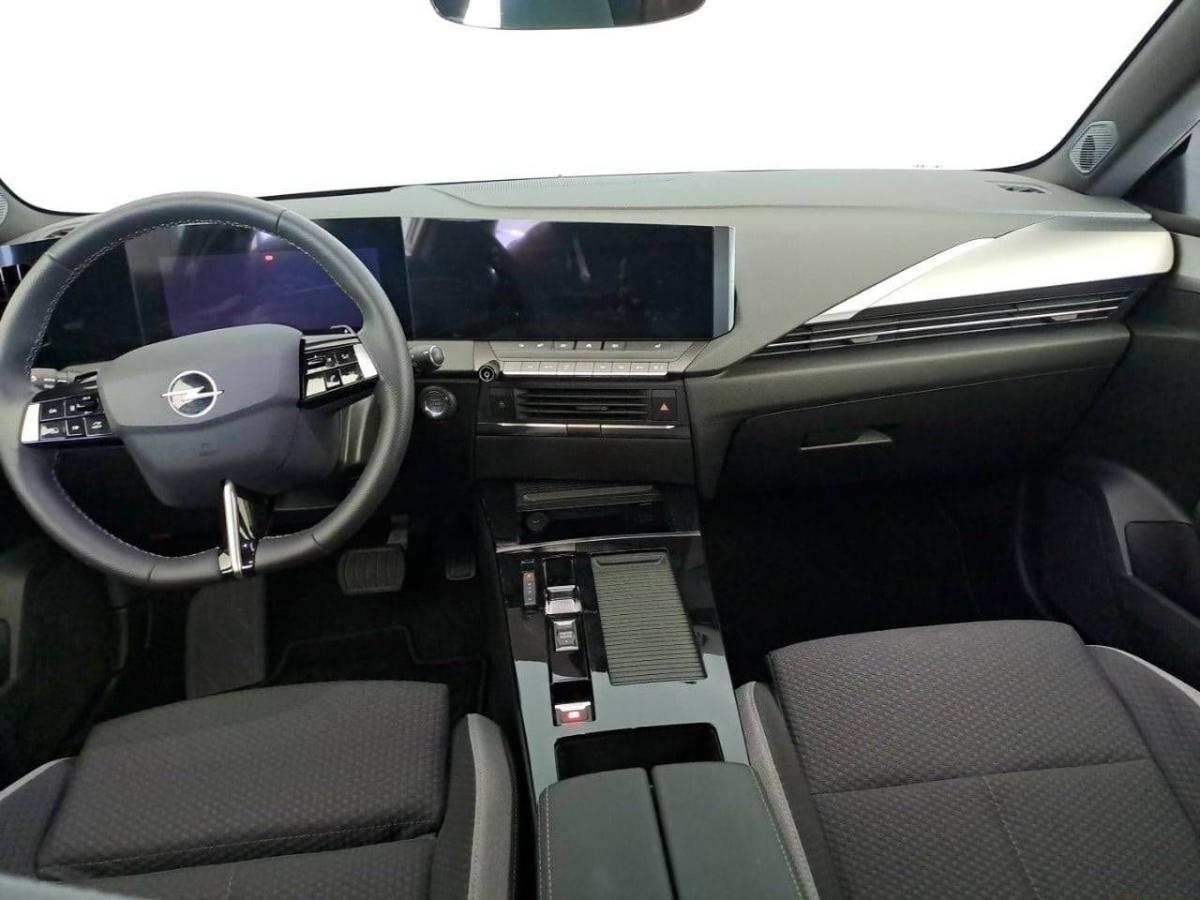 opel-astra-2025-gasolina-1199cc