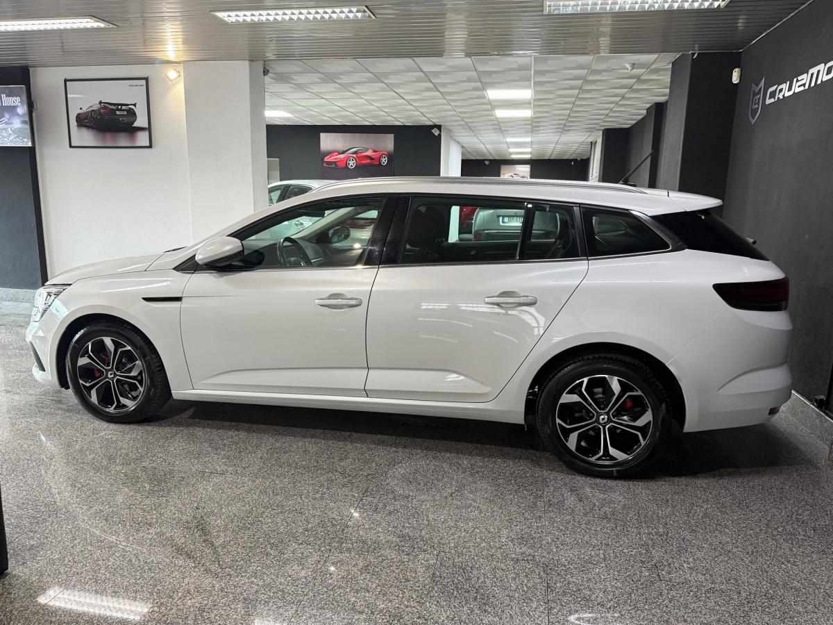 renault-megane-sport-tourer-2021-diesel-1461cc