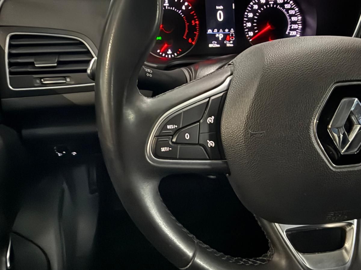 renault-megane-sport-tourer-2021-diesel-1461cc