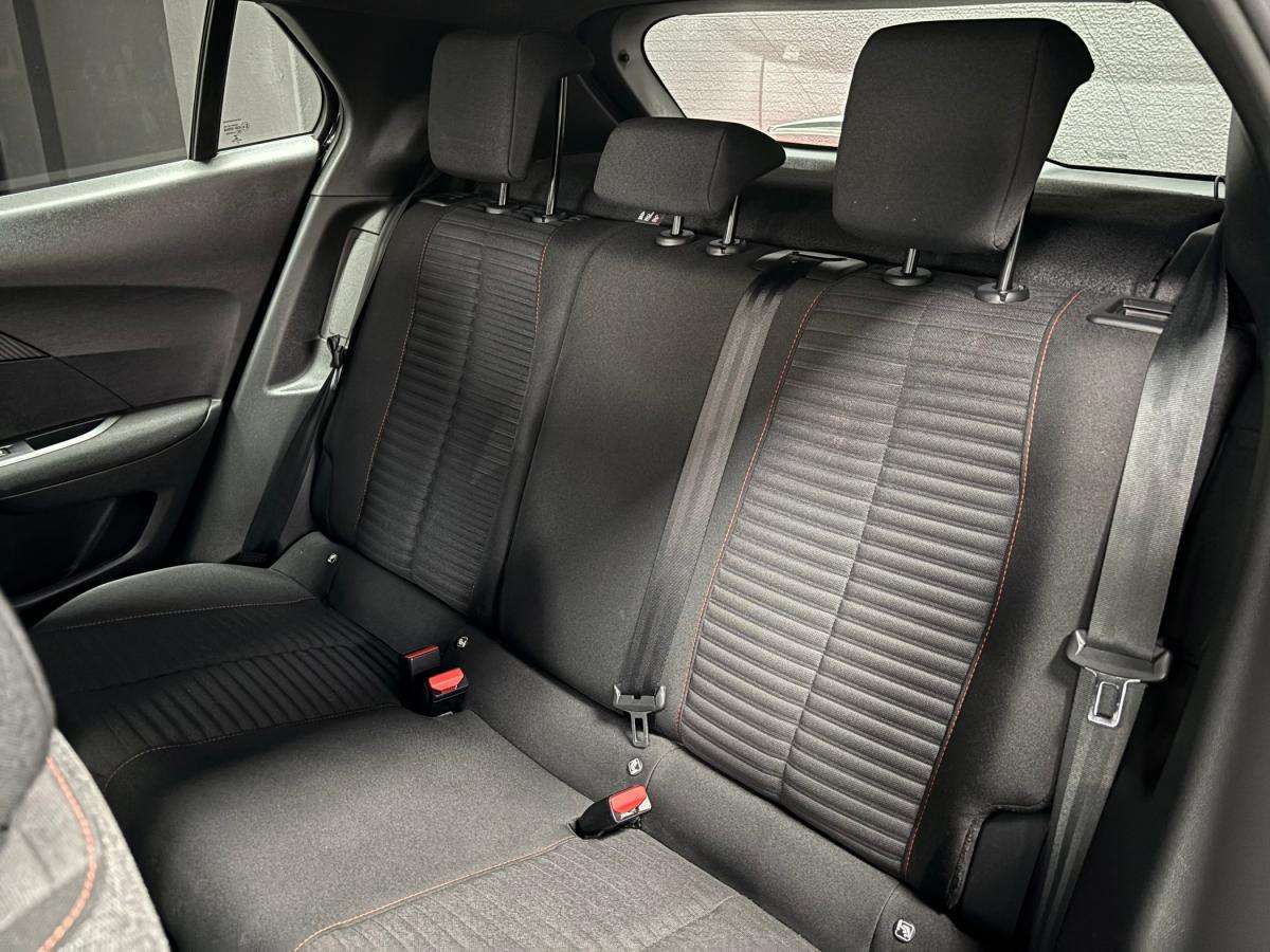peugeot-2008-2023-eletrico-0cc