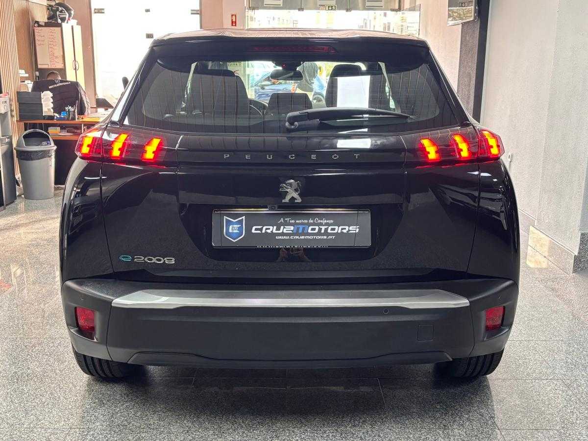 peugeot-2008-2023-eletrico-0cc