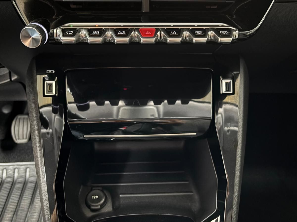 peugeot-208-2020-gasolina-1199cc