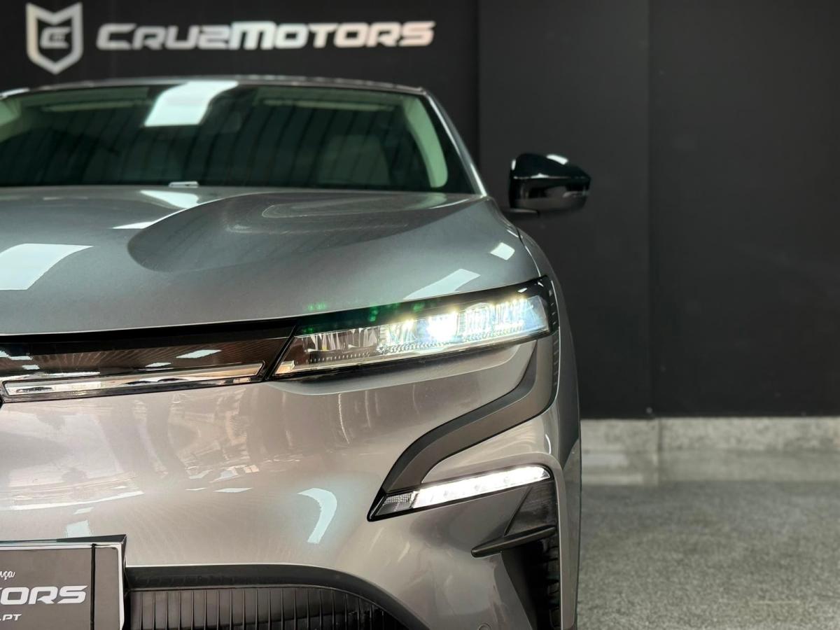 renault-megane-2025-eletrico-0cc