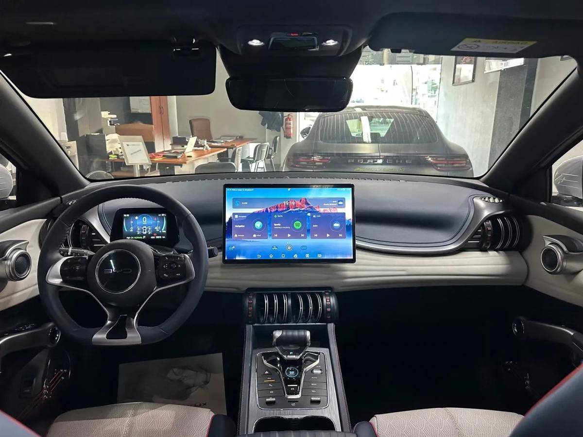 byd-atto-3-2023-eletrico-0cc