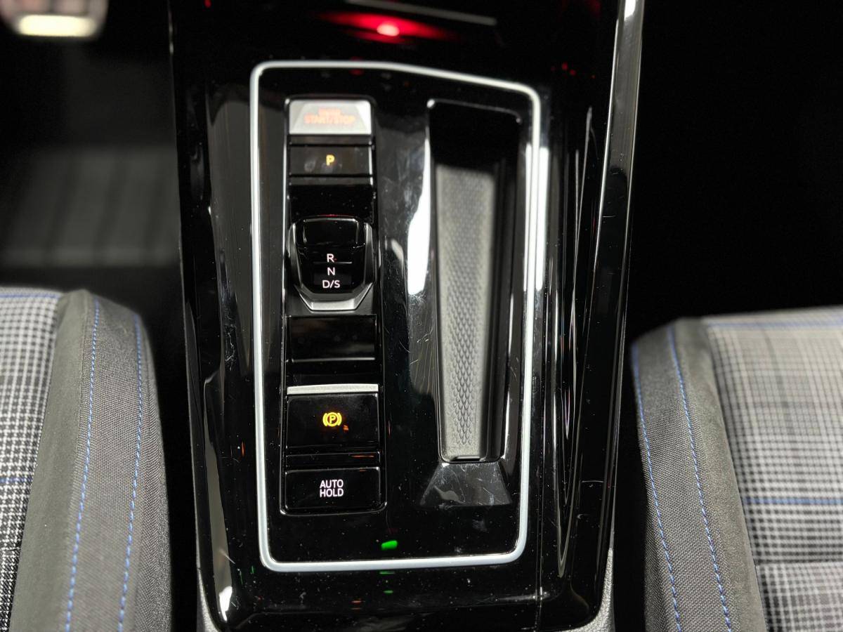 volkswagen-golf-2022-hibrido-a-gasolina-1395cc