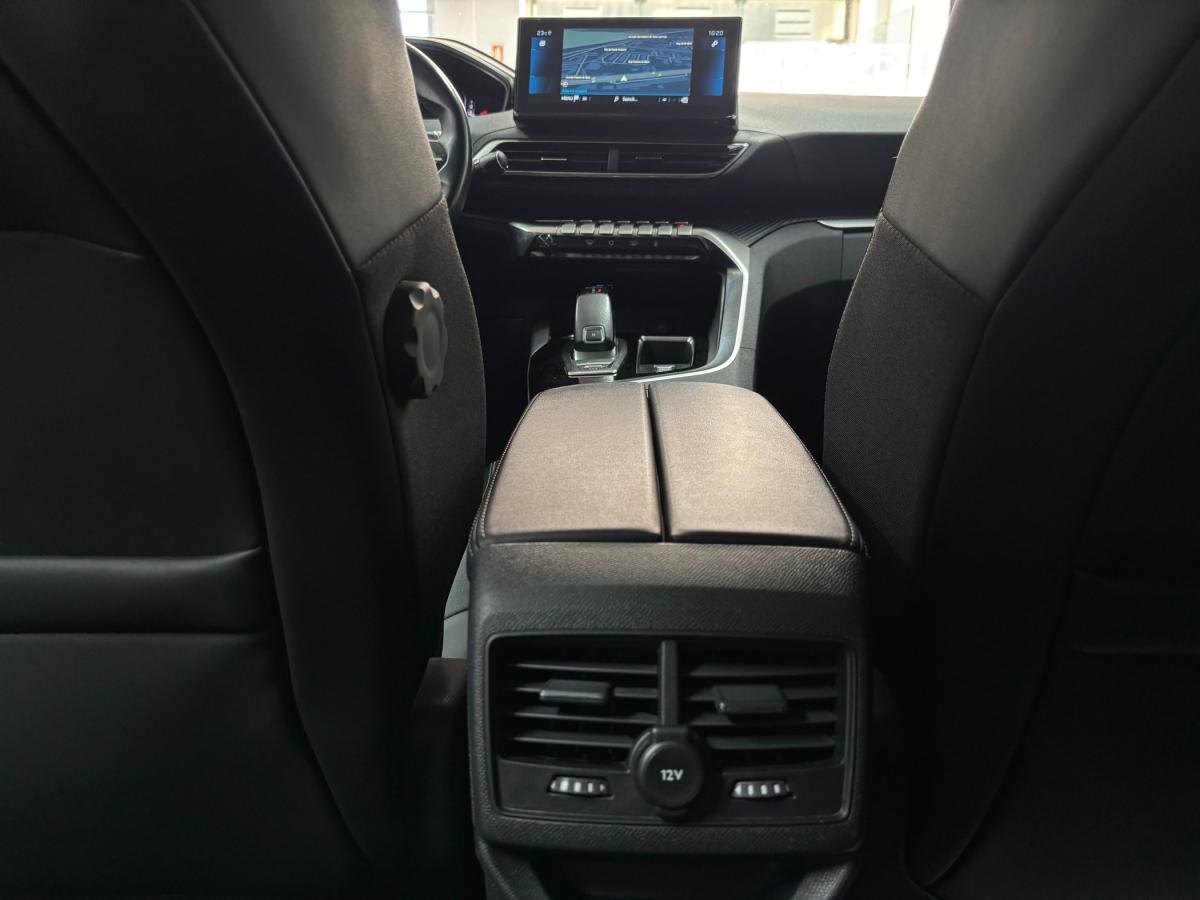 peugeot-3008-2022-diesel-1499cc