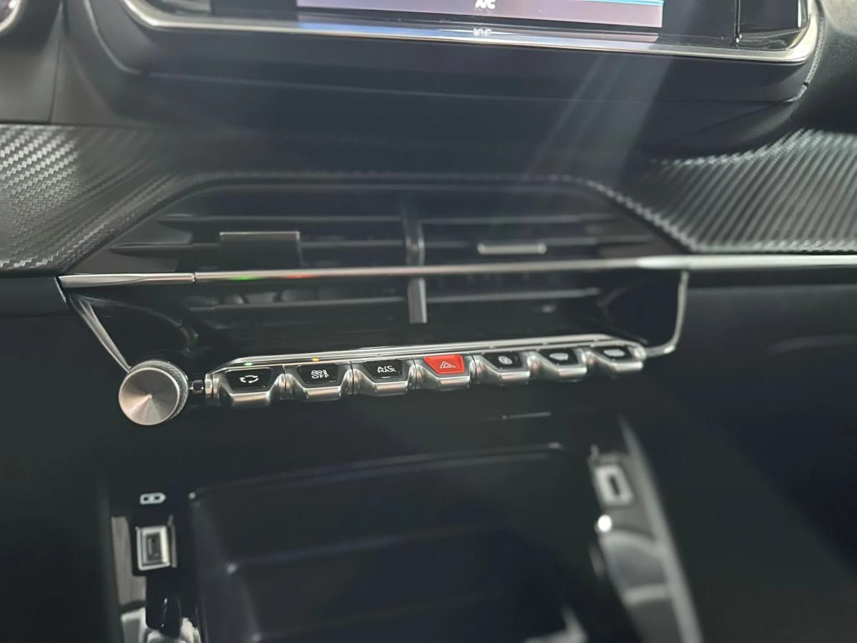peugeot-208-2020-gasolina-1199cc