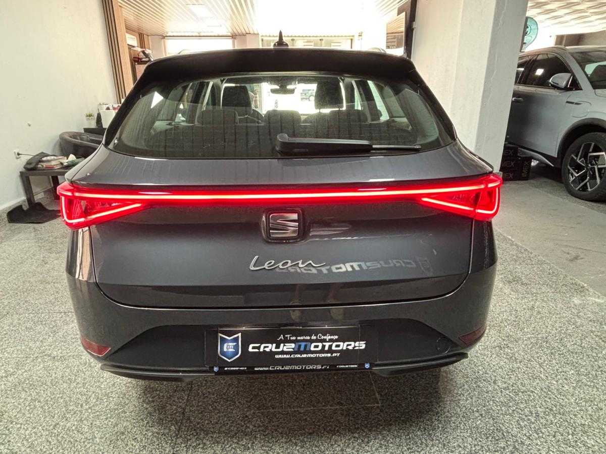 seat-leon-st-2022-gasolina-999cc