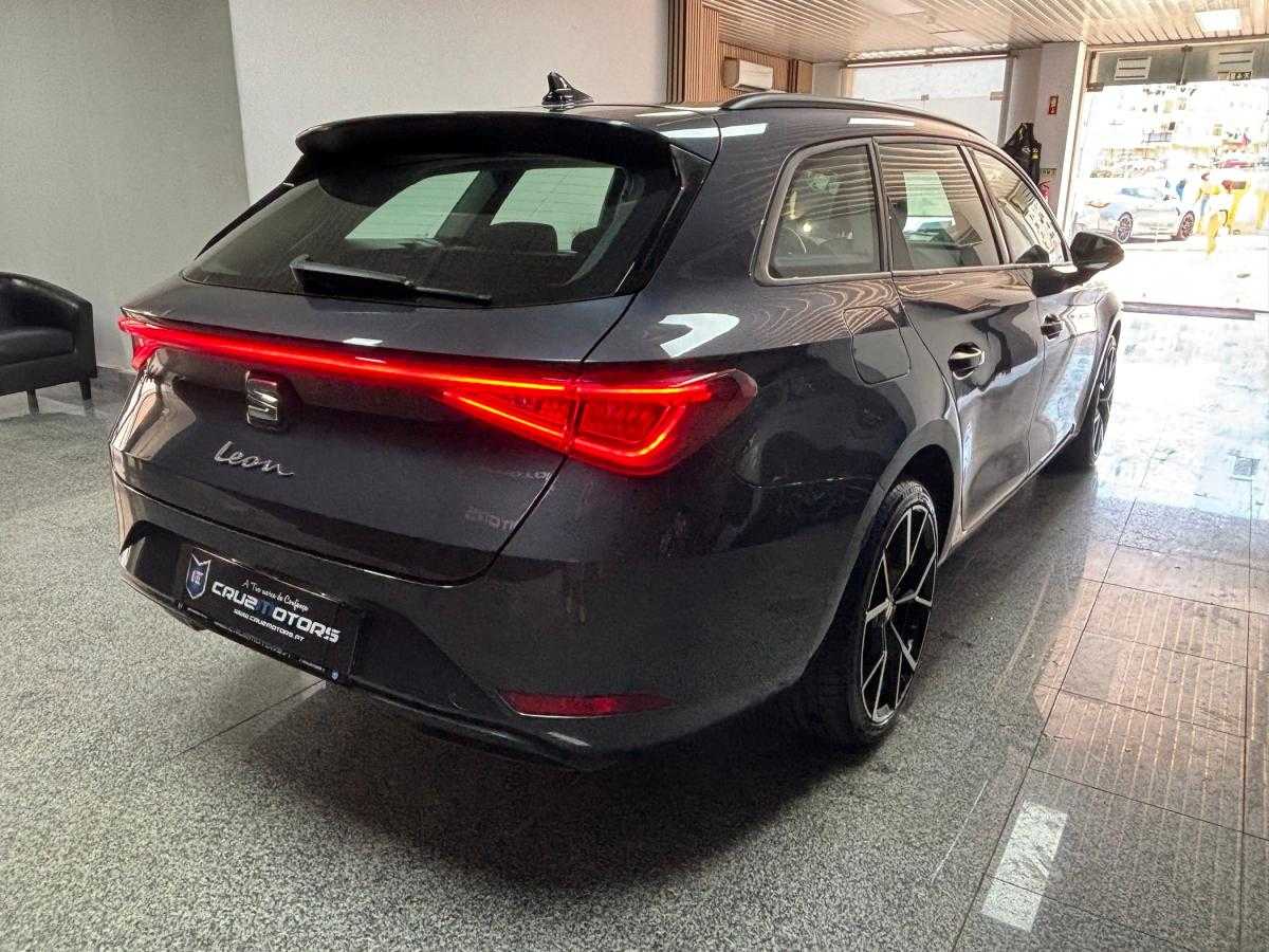seat-leon-st-2022-gasolina-999cc