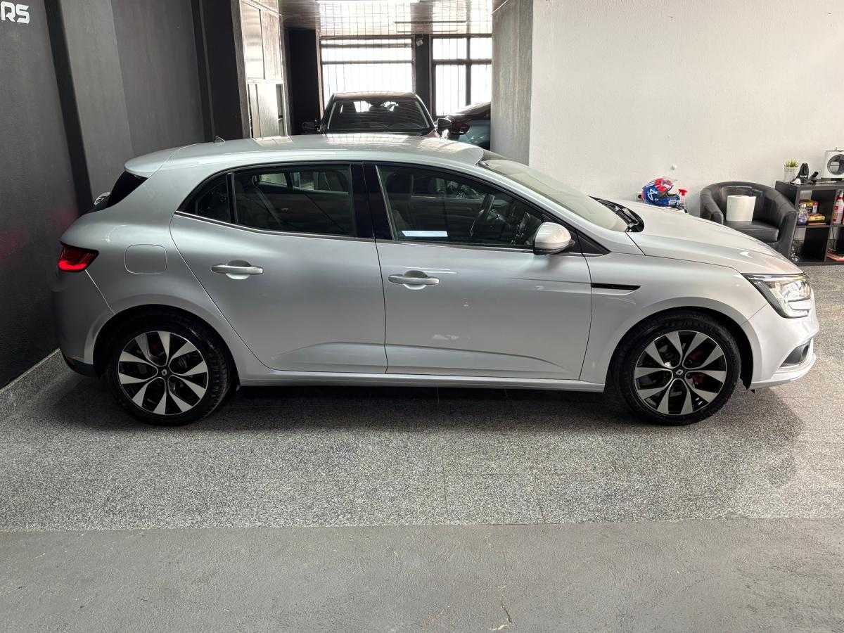 renault-megane-2019-diesel-1500cc