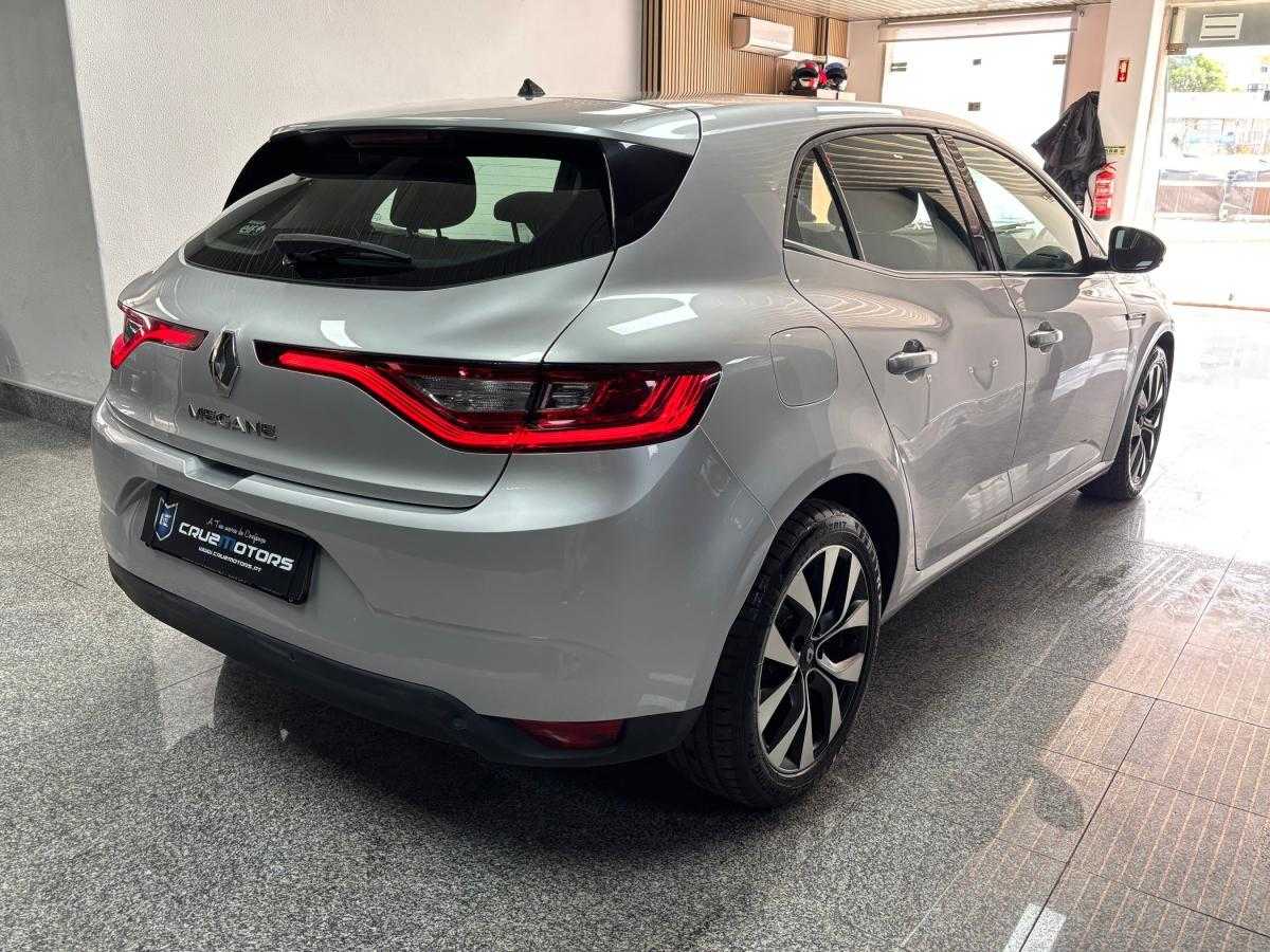 renault-megane-2019-diesel-1500cc