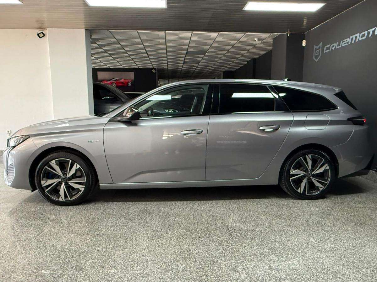peugeot-308-sw-2022-hibrido-a-gasolina-1598cc