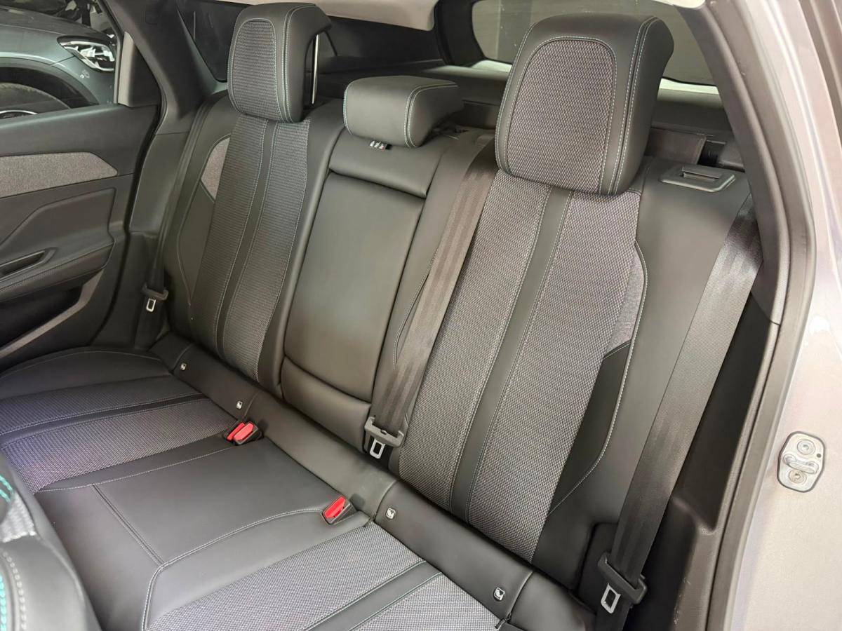peugeot-308-sw-2022-hibrido-a-gasolina-1598cc
