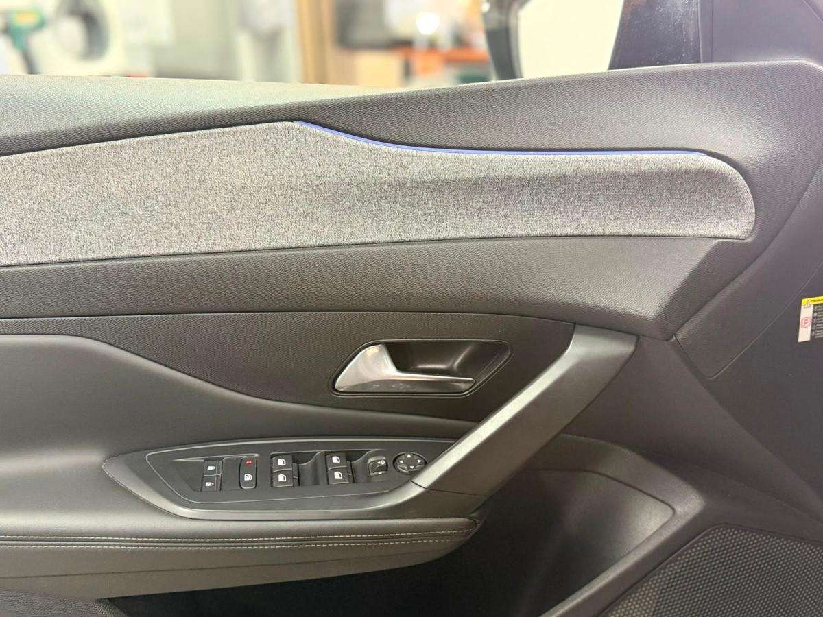 peugeot-308-sw-2022-hibrido-a-gasolina-1598cc