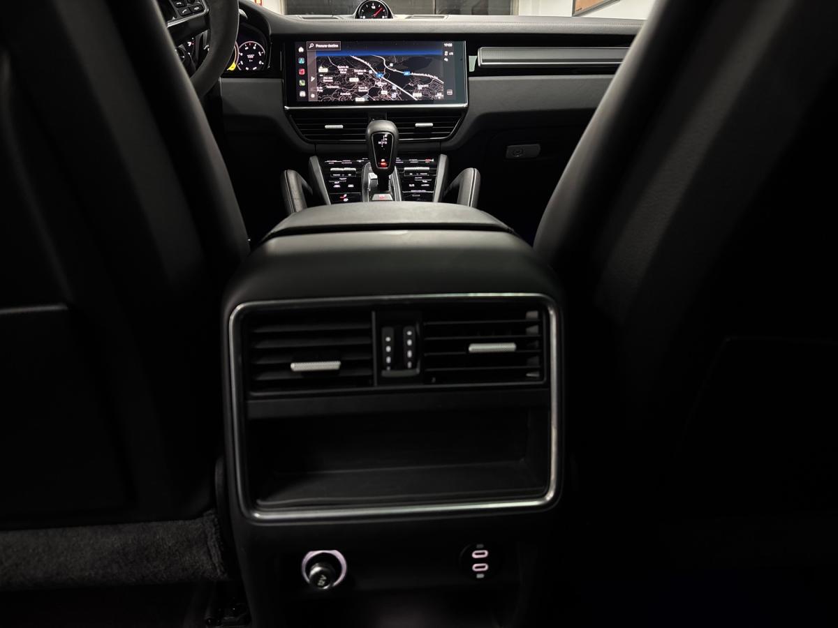 porsche-cayenne-2023-hibrido-a-gasolina-2995cc
