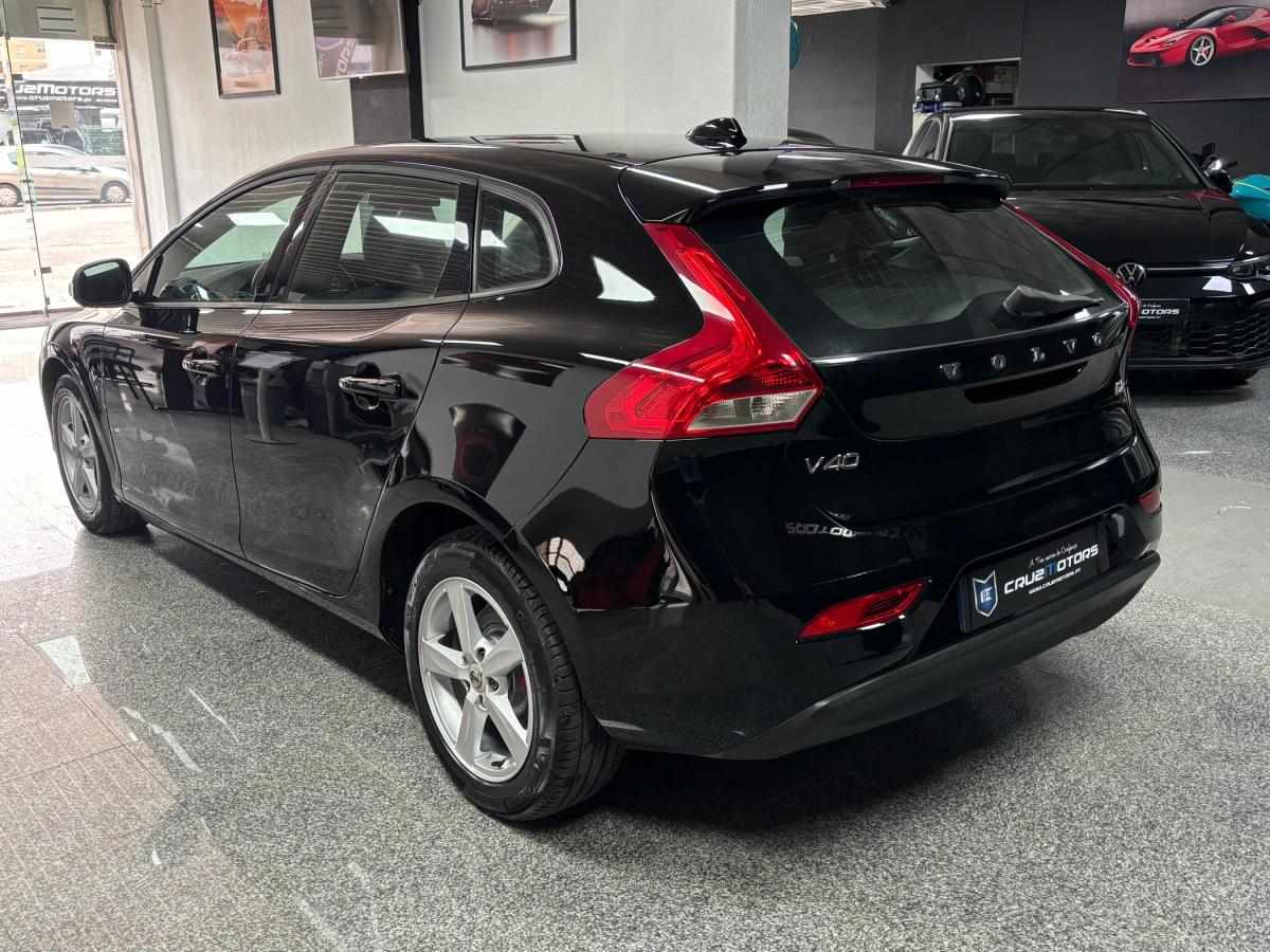 volvo-v40-2017-diesel-1969cc