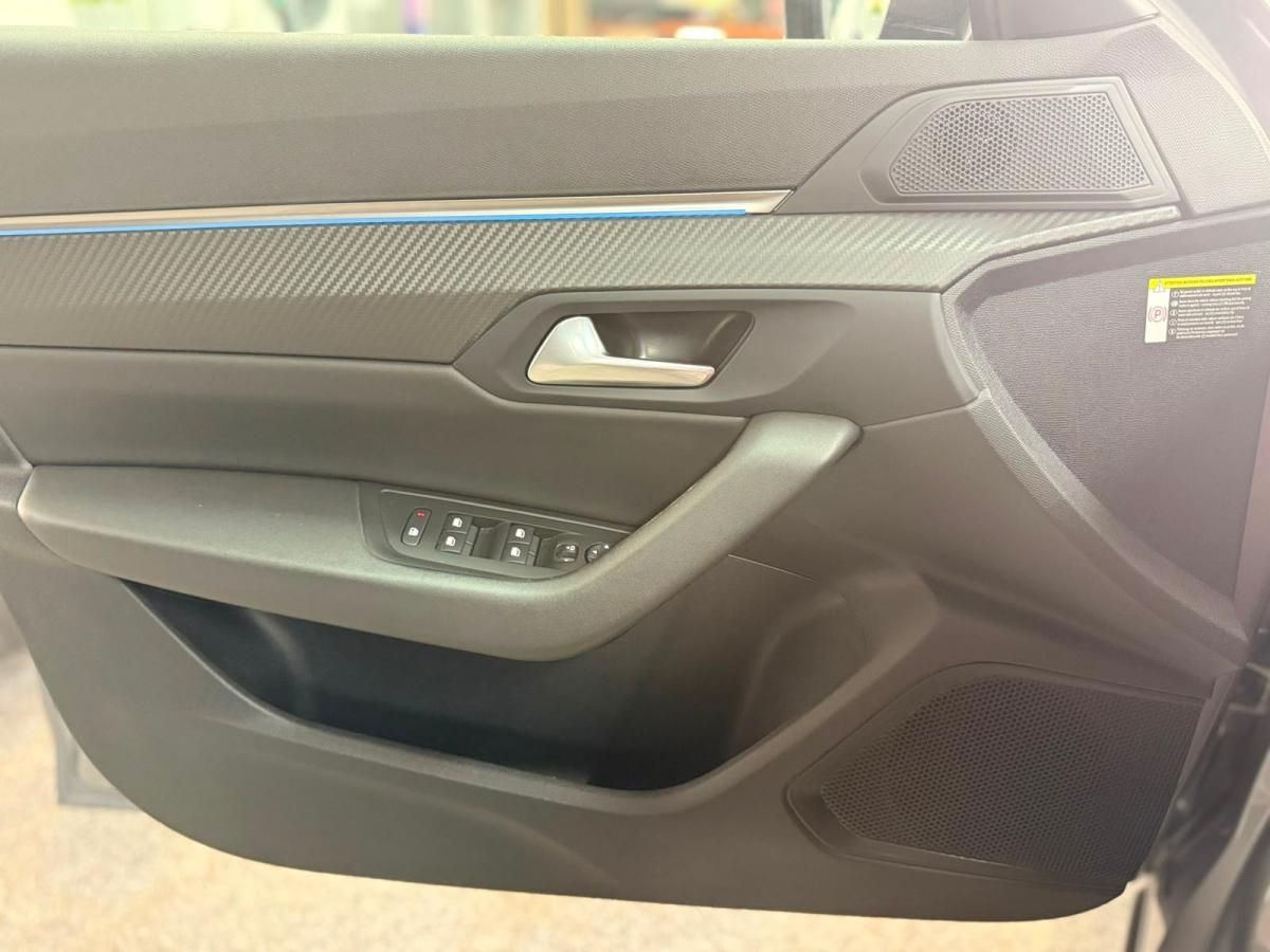 peugeot-508-sw-2023-hibrido-a-gasolina-1598cc