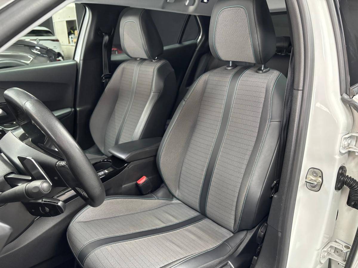 peugeot-2008-2021-gasolina-1199cc