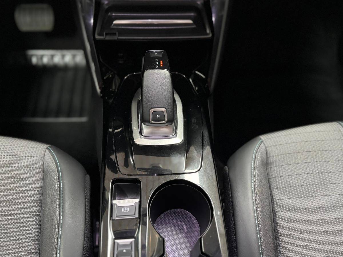 peugeot-2008-2021-gasolina-1199cc