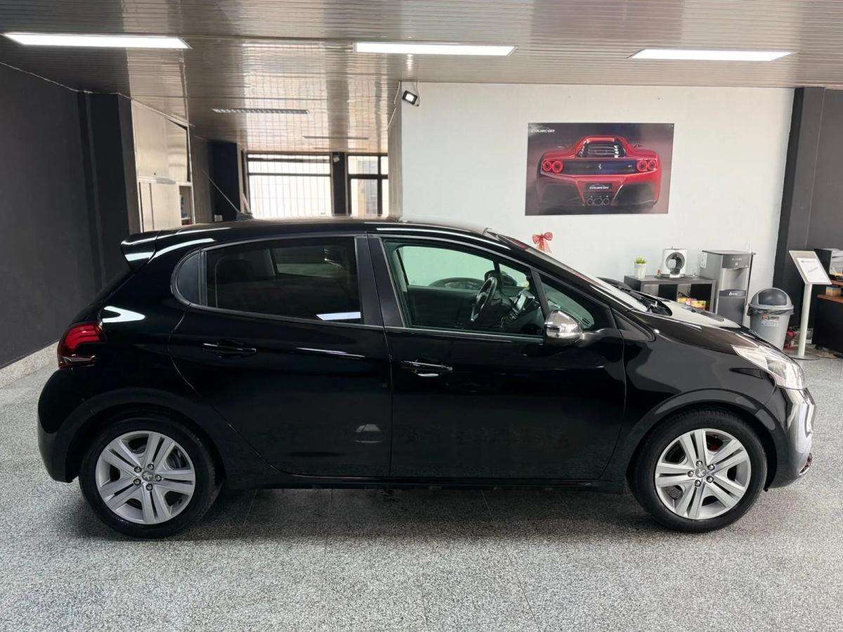 peugeot-208-2019-gasolina-1199cc