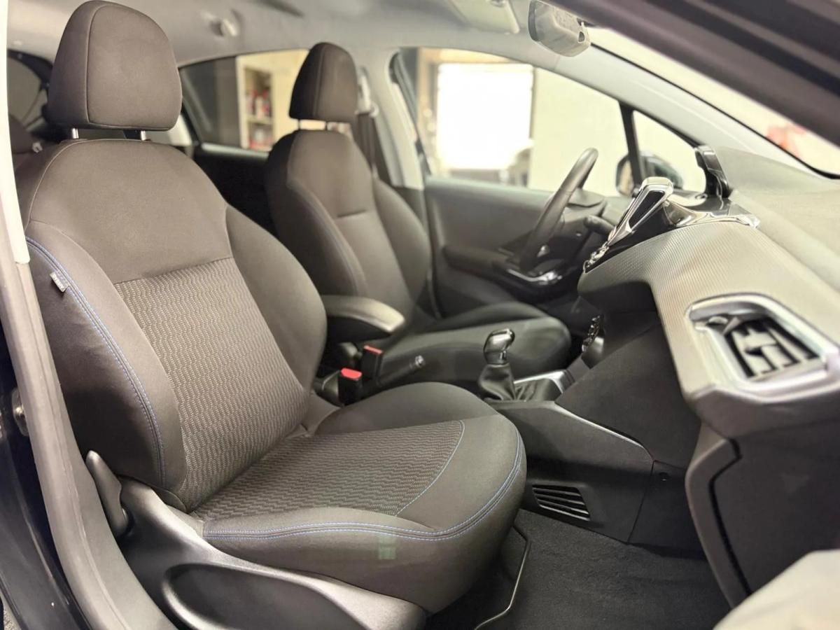 peugeot-208-2019-gasolina-1199cc