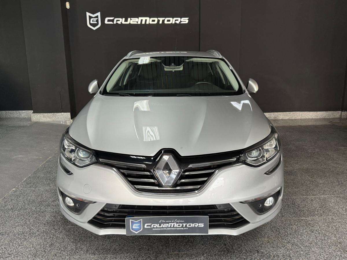 renault-megane-sport-tourer-2020-diesel-1461cc