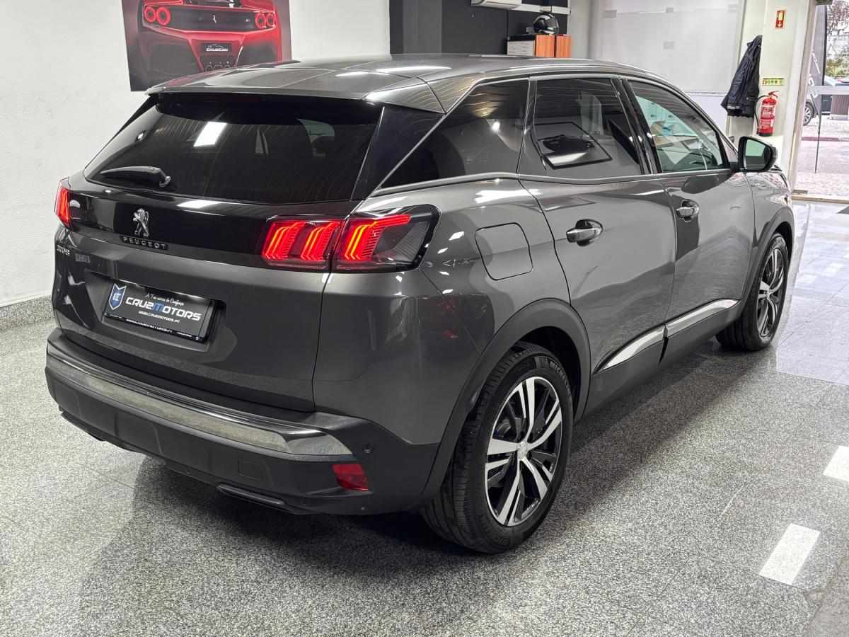 peugeot-3008-2023-hibrido-a-gasolina-1598cc