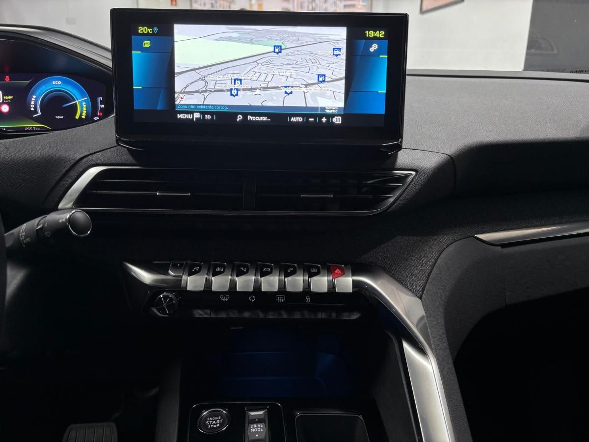 peugeot-3008-2023-hibrido-a-gasolina-1598cc