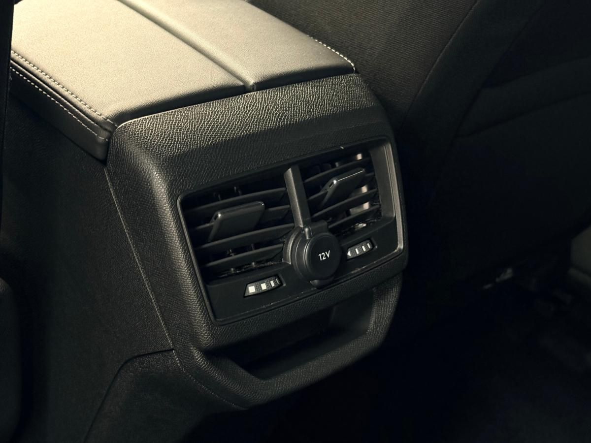 peugeot-3008-2023-diesel-1499cc