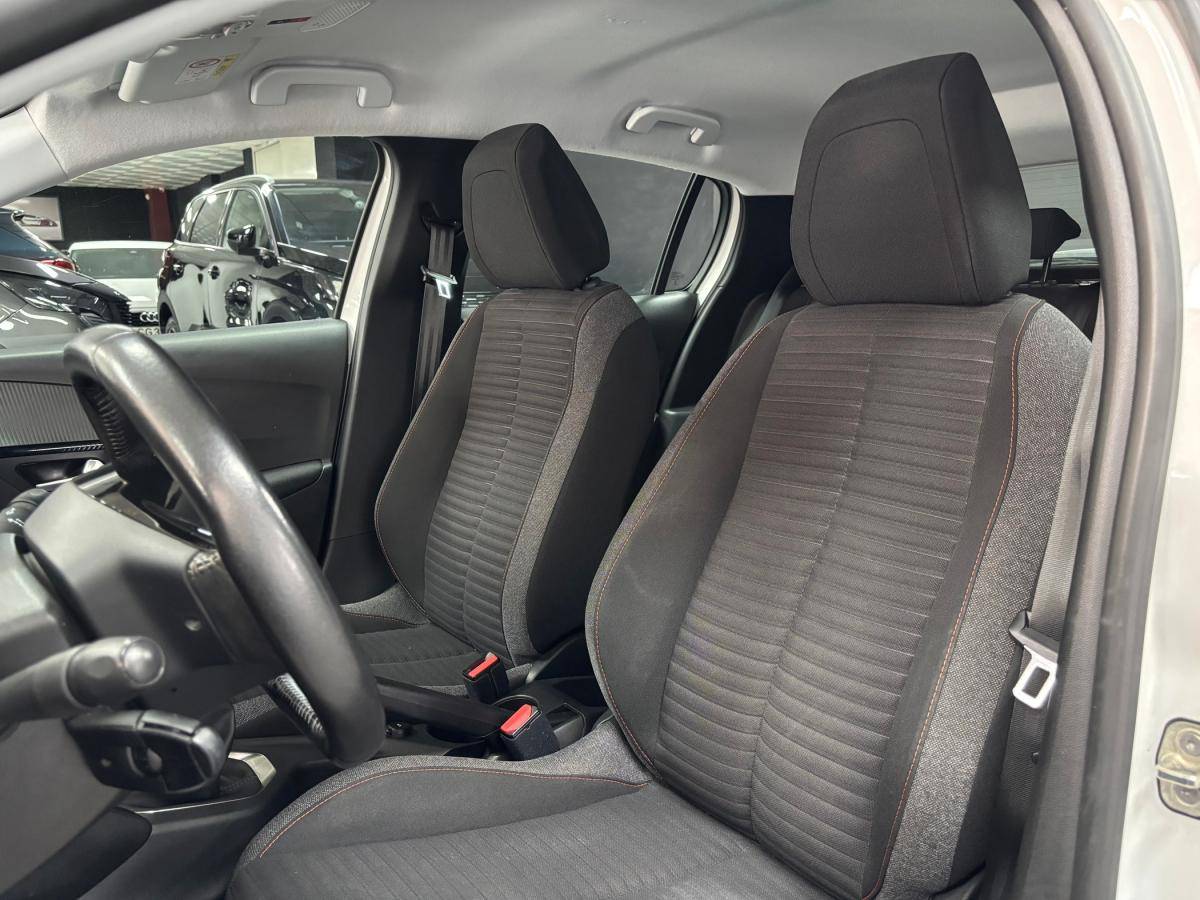 peugeot-208-2020-gasolina-1199cc