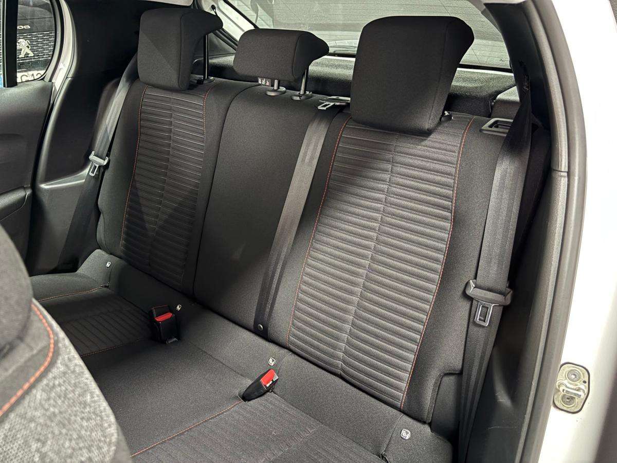 peugeot-208-2020-gasolina-1199cc
