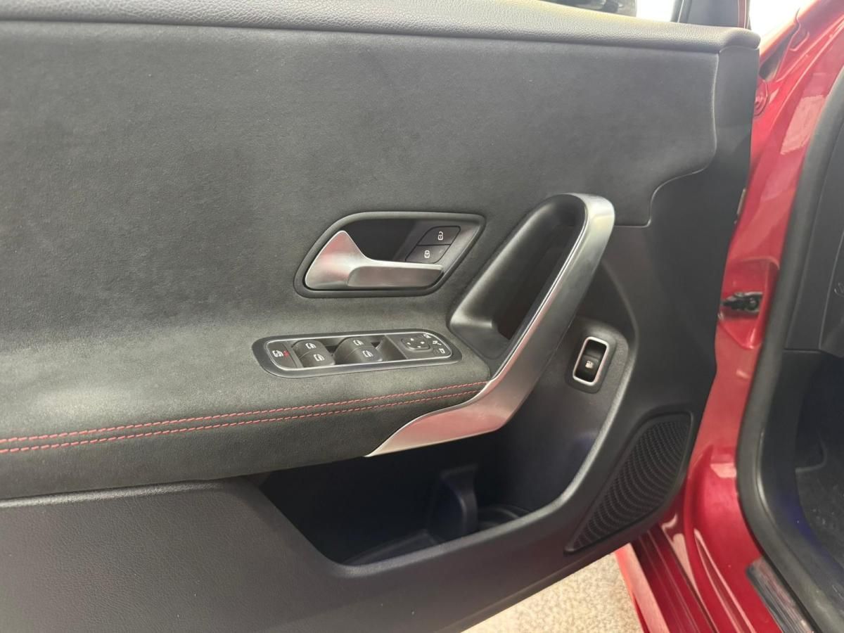 mercedes-benz-classe-a-2022-hibrido-a-gasolina-1332cc