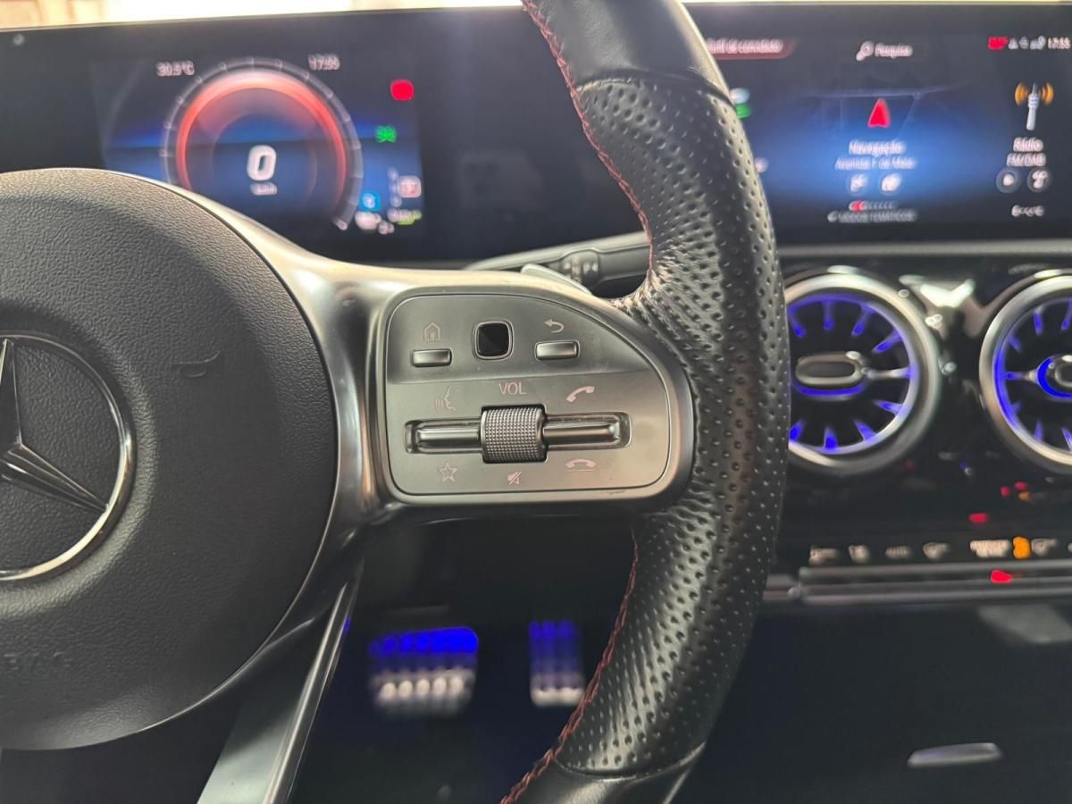 mercedes-benz-classe-a-2022-hibrido-a-gasolina-1332cc
