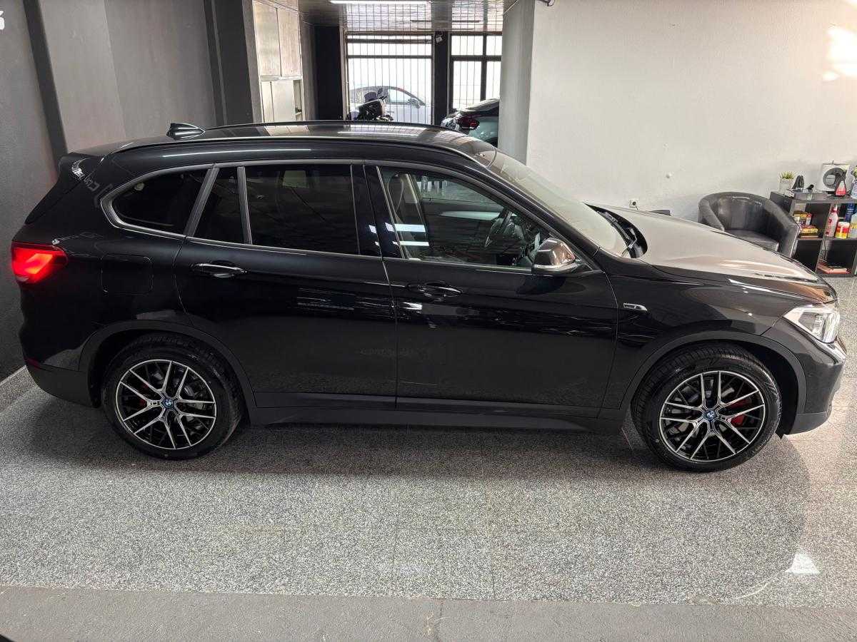 bmw-x1-2022-hibrido-a-gasolina-1499cc