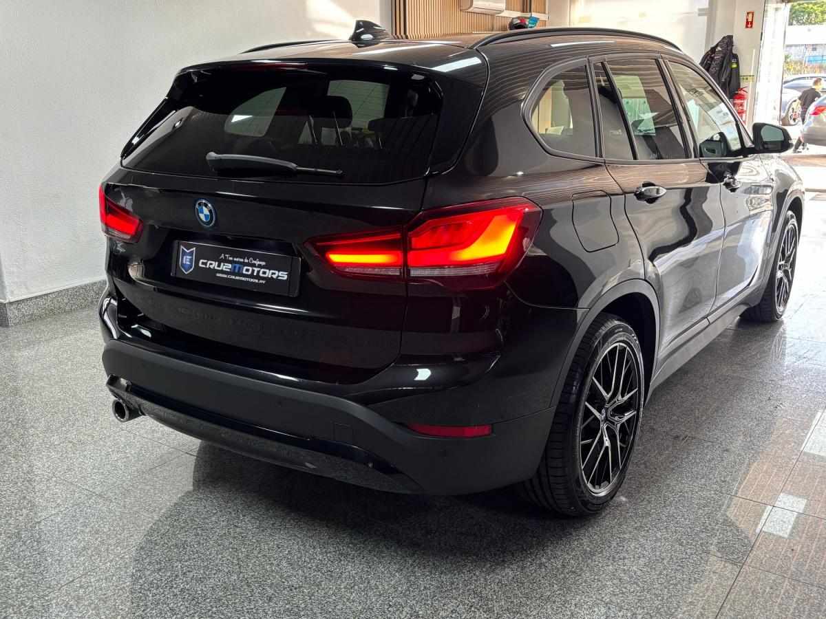 bmw-x1-2022-hibrido-a-gasolina-1499cc