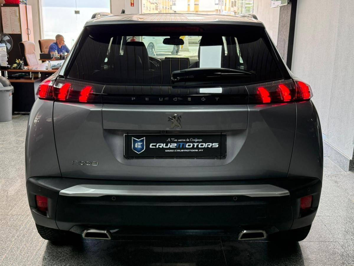 peugeot-2008-2022-gasolina-1199cc