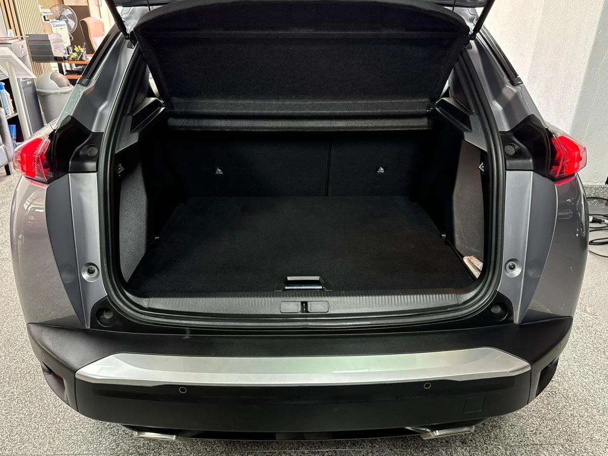 peugeot-2008-2022-gasolina-1199cc