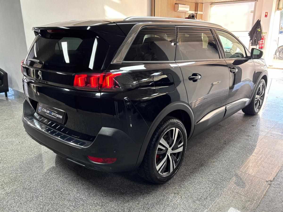 peugeot-5008-2022-diesel-1499cc