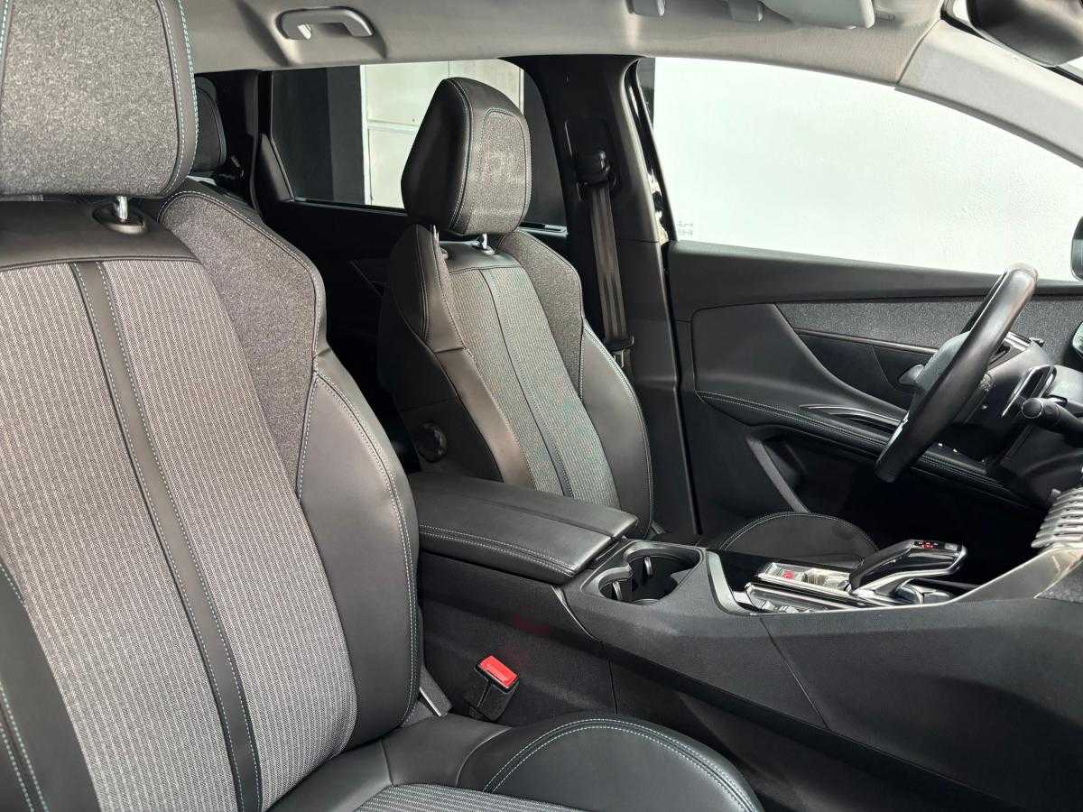 peugeot-5008-2022-diesel-1499cc