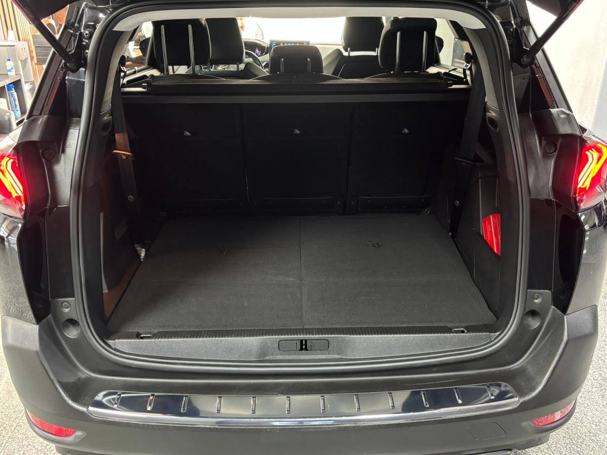 peugeot-5008-2022-diesel-1499cc