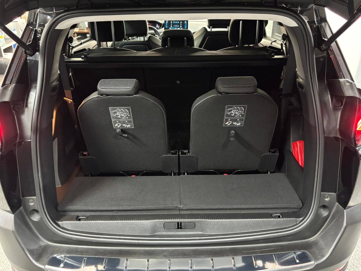 peugeot-5008-2022-diesel-1499cc