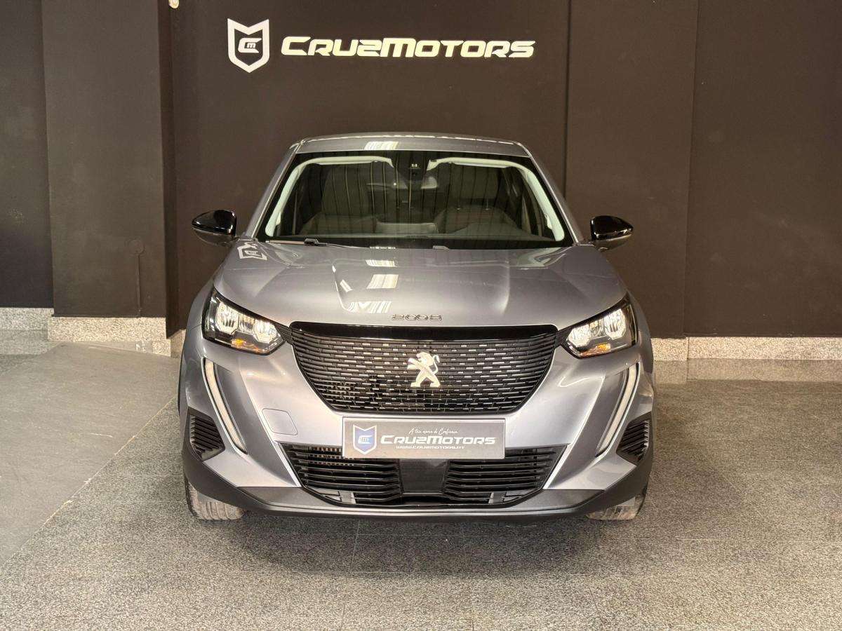 peugeot-2008-2022-gasolina-1199cc