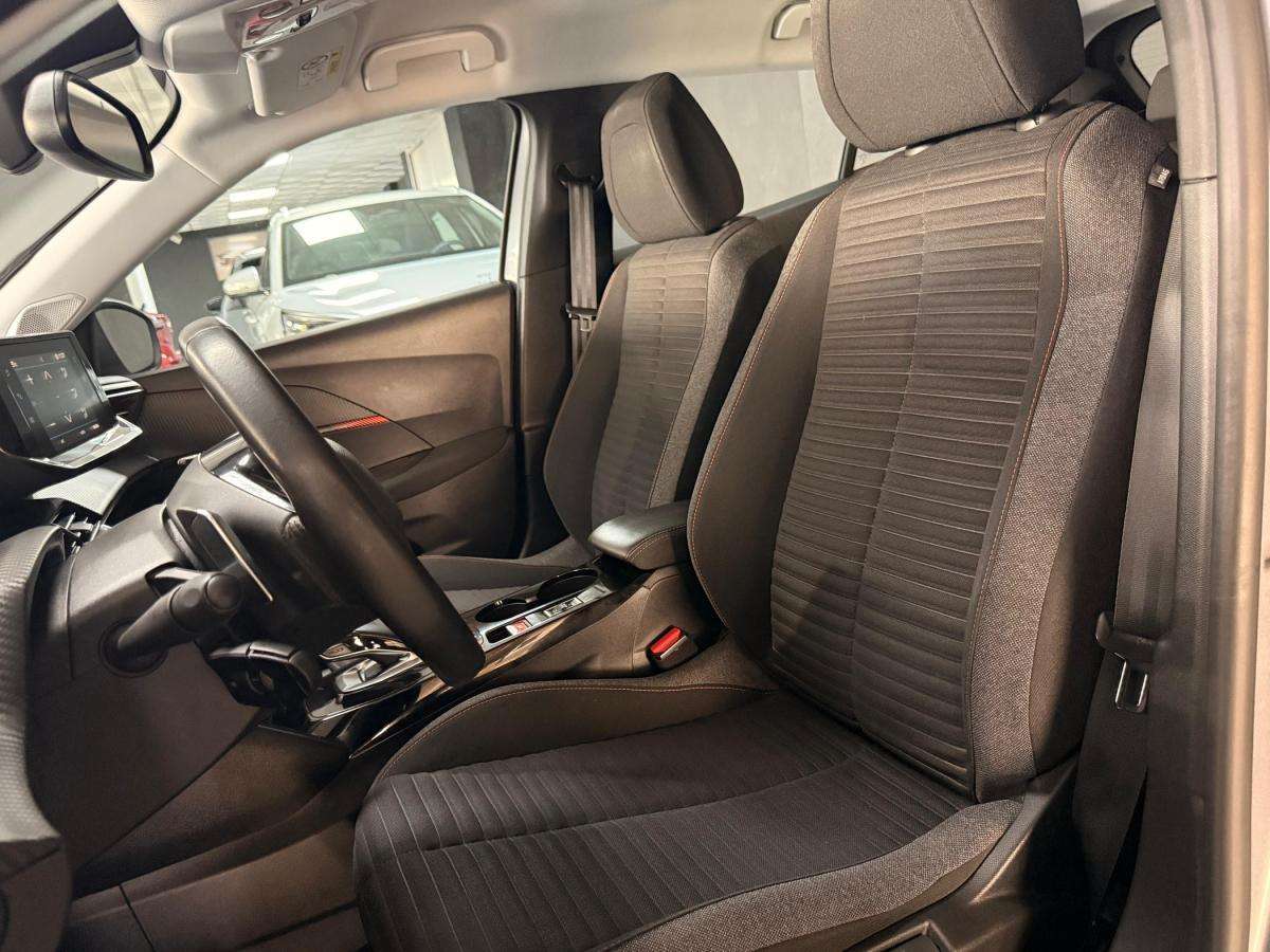 peugeot-2008-2022-gasolina-1199cc